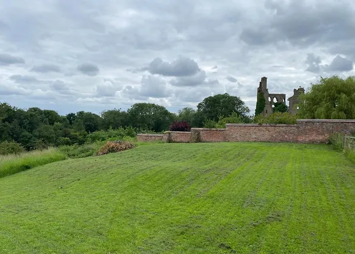 Grooms Cottage By Sheriff Hutton Castle Near York